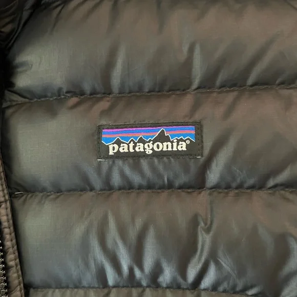 Patagonia Black Down Sweater Jacket - Picture 3 of 4